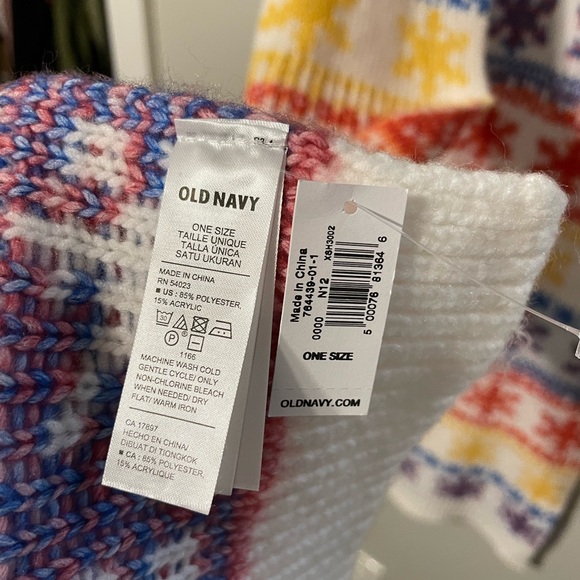 NWT Old Navy Multicolored Fair Isle Scarf - Picture 2 of 3